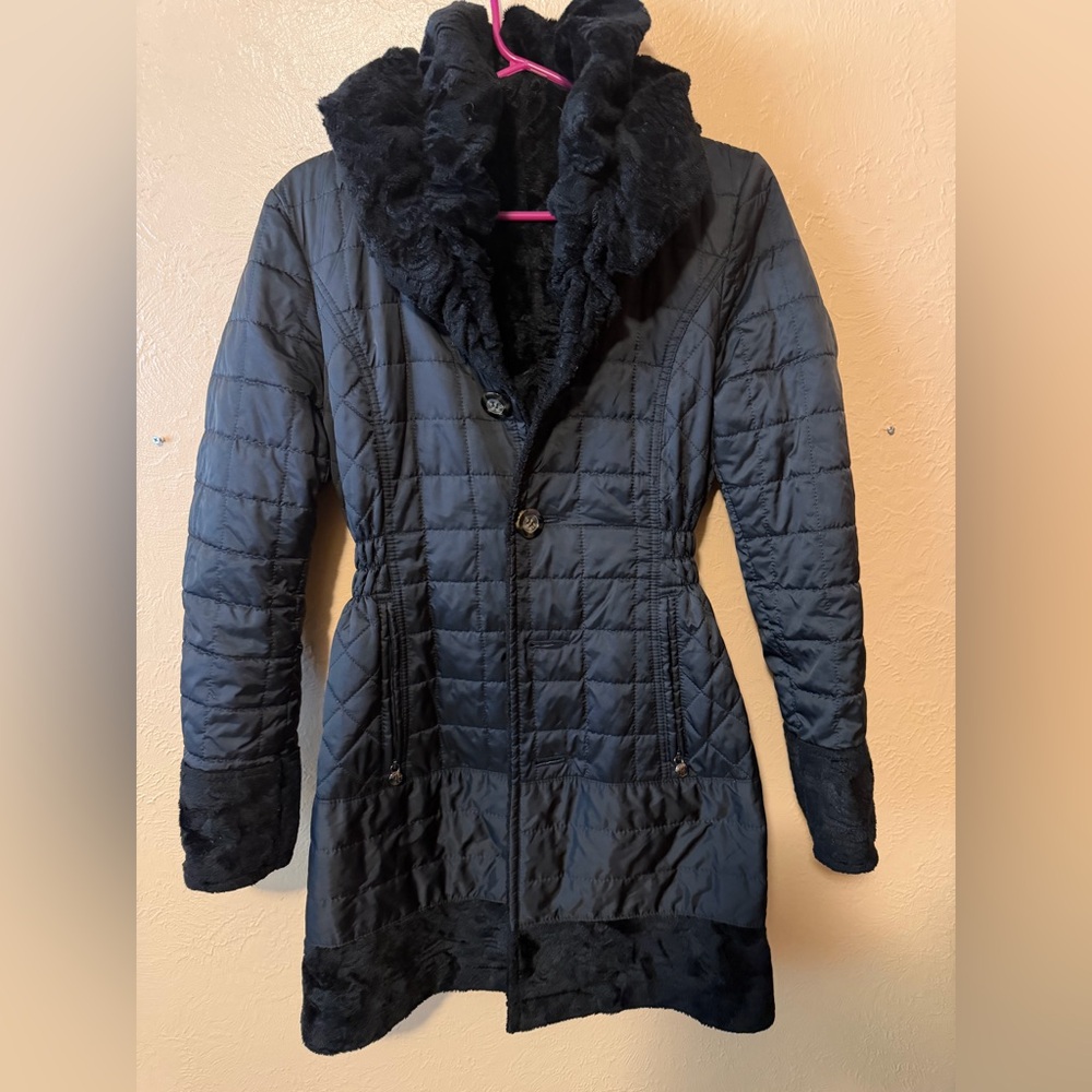 Laundry by Shelli Segal reversible quilted faux fur coat